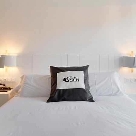 Hotel Flysch スマイア エクステリア 写真