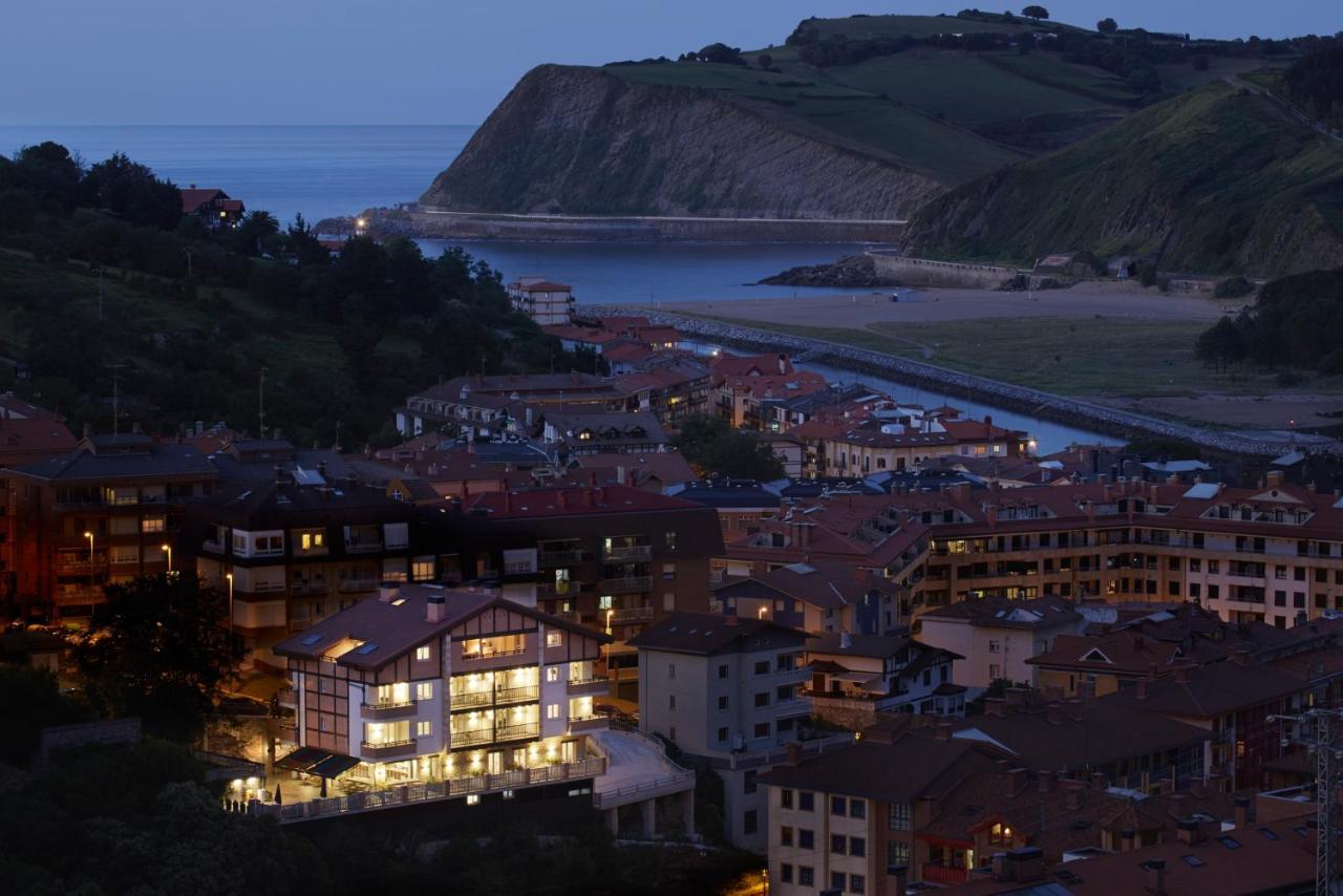 Hotel Flysch スマイア エクステリア 写真